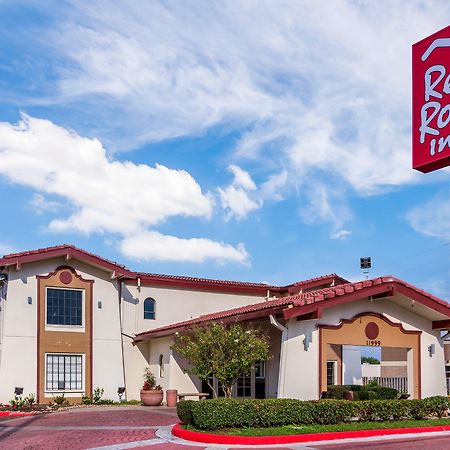 Red Roof Inn Houston East I-10 Bagian luar foto